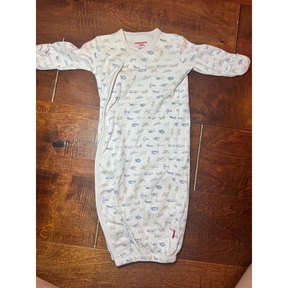 Magnetic Me Airplane Print Newborn Gown Magnetic Fastener Cotton Sleeper NB-3M